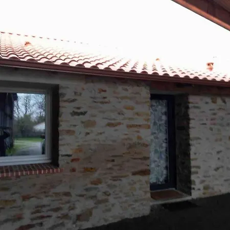 Holiday home Confort Neuf En Campagne 6p Wifi Chaumes-en-Retz