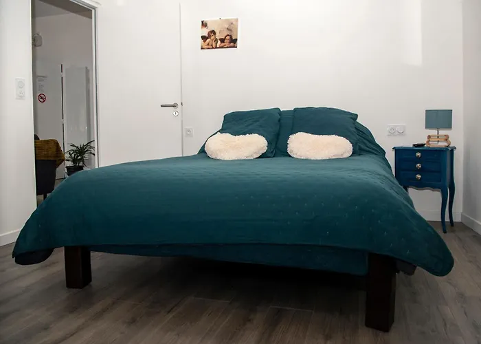 Confort Neuf Au Calme 6p Wifi Дом отдыха *