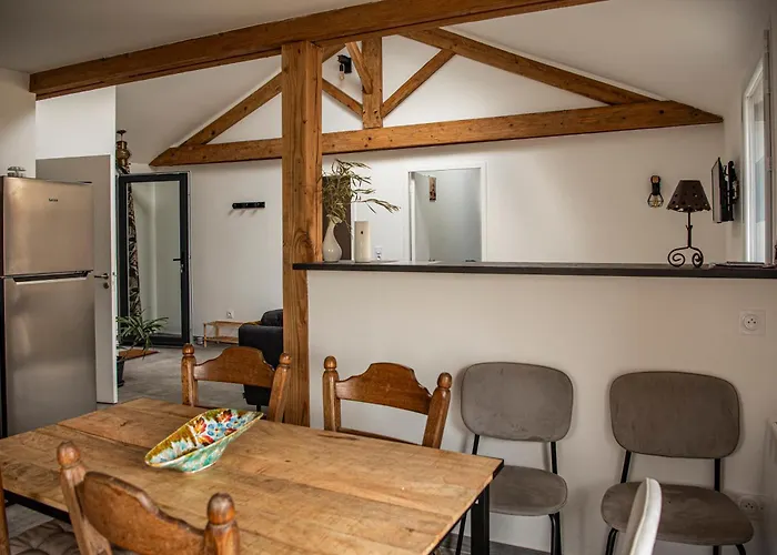 Confort Neuf Au Calme 6p Wifi Дом отдыха *